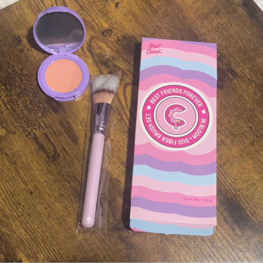 DISCONTINUED NEW Half Caked Best Friends Forever In Bloom + Duo Fiber Brush Set